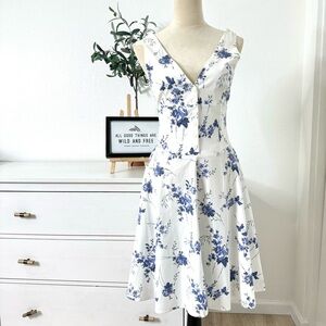 Orsay White And Blue FlowersSleeveless Dress Size Small
